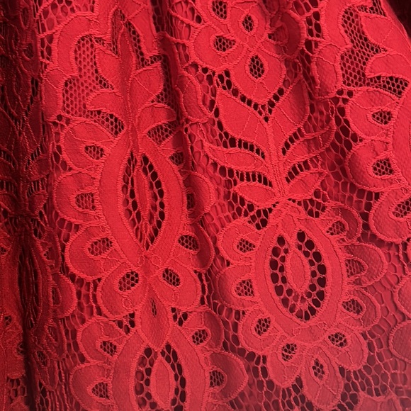 Blue Rain Red Lace Top - Picture 2 of 2